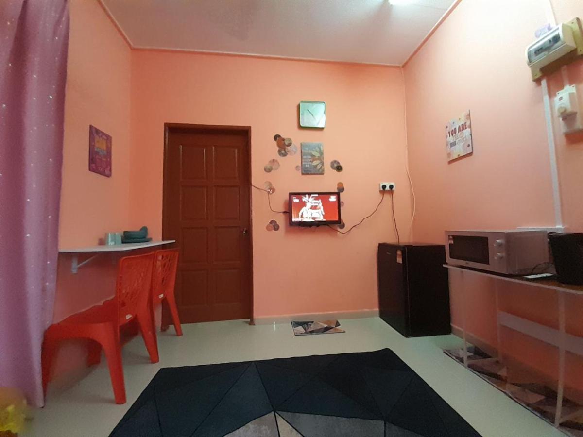 Guesthouse Mokteh Kuala Terengganu Buitenkant foto